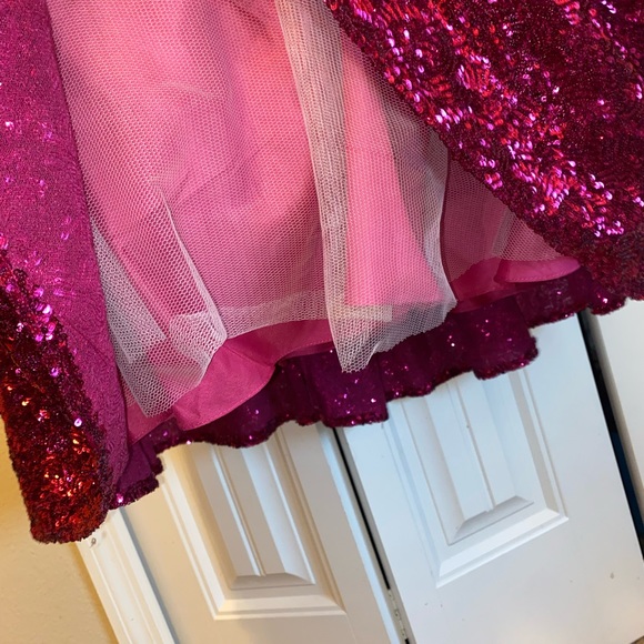Pink sequin mermaid gown. Size 10. Worn once. GORGEOUS! - Picture 6 of 7